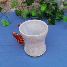 Charger l'image dans la galerie, Tasse Papillon Rouge Monarque