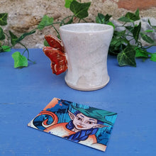 Charger l'image dans la galerie, Tasse Papillon Rouge Monarque