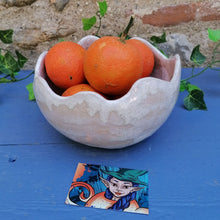 Charger l'image dans la galerie, Saladier en grès émaillé blanc