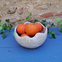 Charger l'image dans la galerie, Saladier en grès émaillé blanc