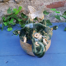 Charger l'image dans la galerie, Lutin de Jardin avec un Livre Papillon