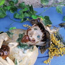 Charger l'image dans la galerie, Lutin de Jardin avec un escargot tout chaud !