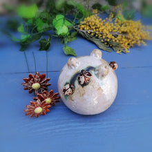 Charger l'image dans la galerie, Pique Fleurs Trois Coccinelles