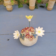 Charger l'image dans la galerie, Pique-Fleurs Floral avec Papillons Bleus