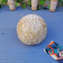 Charger l'image dans la galerie, Boule de Décoration Blanc Nacré