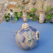 Charger l'image dans la galerie, Nichoir Avec Lézard