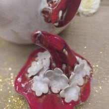 Charger l'image dans la galerie, Théière Farfadet Chapeau Fleuri