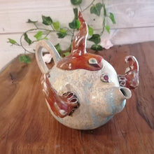 Charger l'image dans la galerie, Théière Farfadet Chaussons Rouges