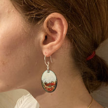 Charger l&#39;image dans la galerie, Boucles d&#39;oreilles Terre Rouge enneigée
