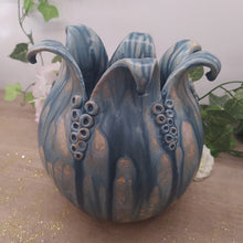 Charger l&#39;image dans la galerie, Cache Pot Floral Turquoise
